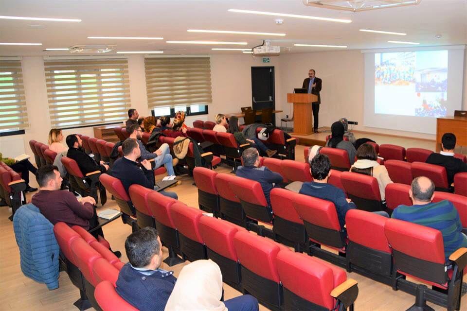 İstanbul Ağaç ve Peyzaj AŞ tarafından düzenlenen “Peyzaj Uzmanlık Eğitim Programı” kapsamında, “Bitkilendirme Tasarımı” dersi, Prof.Dr. Mustafa Var tarafından gerçekleştirildi.