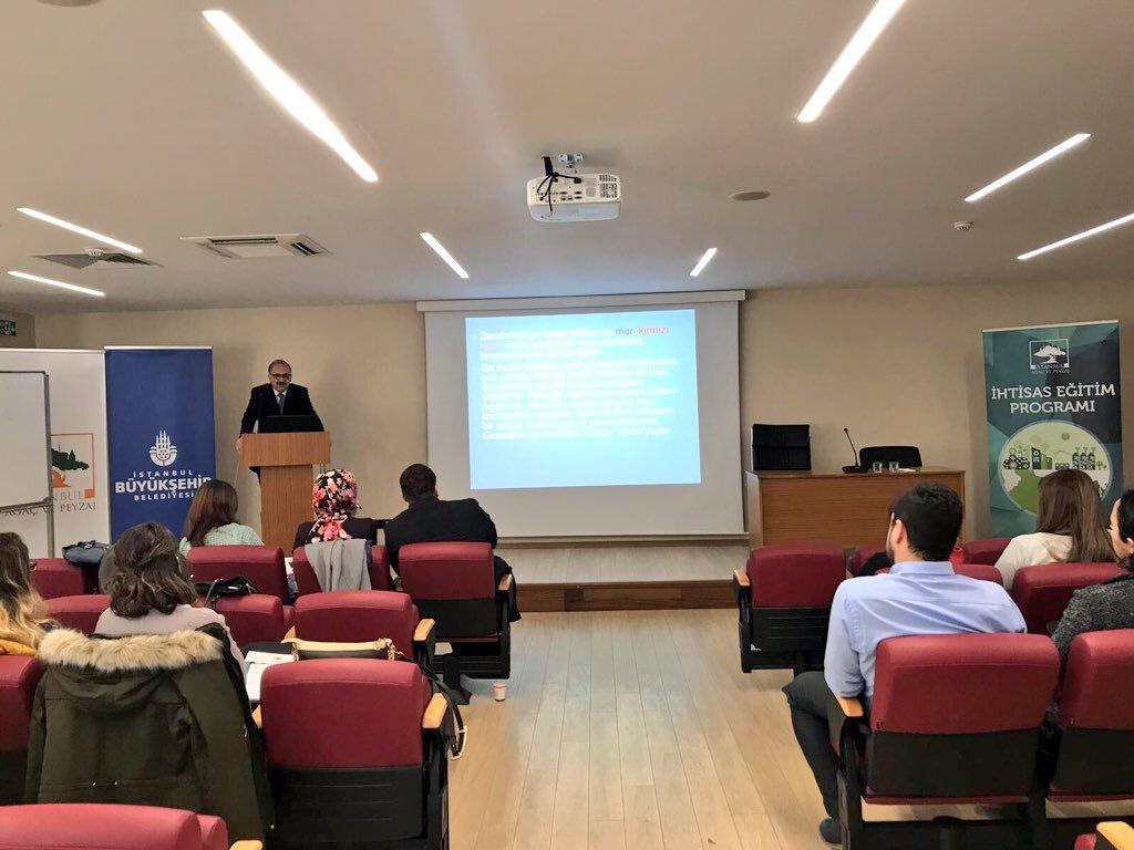 Ağaç AŞ - Peyzajda İhtisas Eğitimleri, Peyzaj Bitkilendirme Tasarımı dersi Prof.Dr. Mustafa Var ile gerçekleşti.