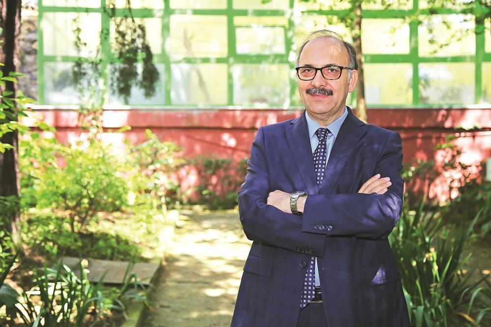 Prof.Dr.Mustafa VAR ile Millet Bahçeleri Üzerine Röportaj – YeniŞafak